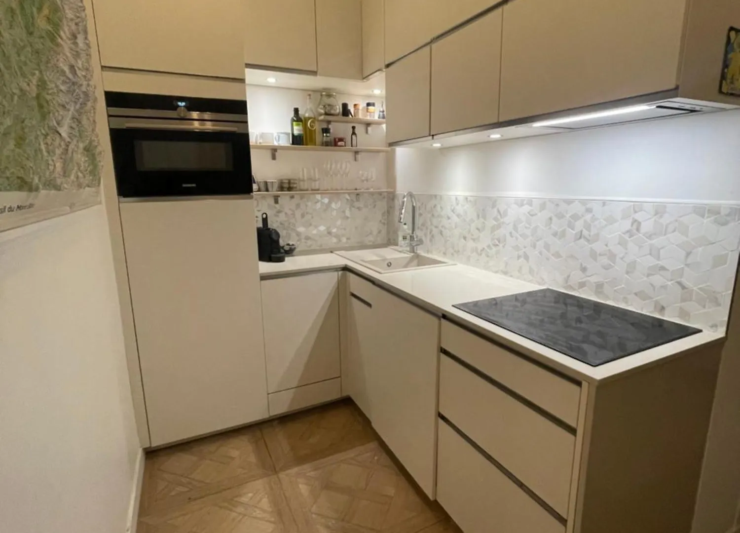 Apartment Avec Parking *